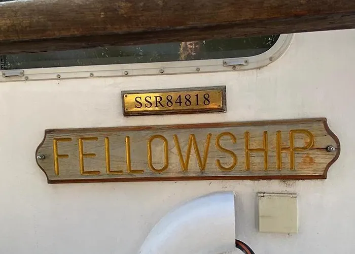 Bateau Fellowship