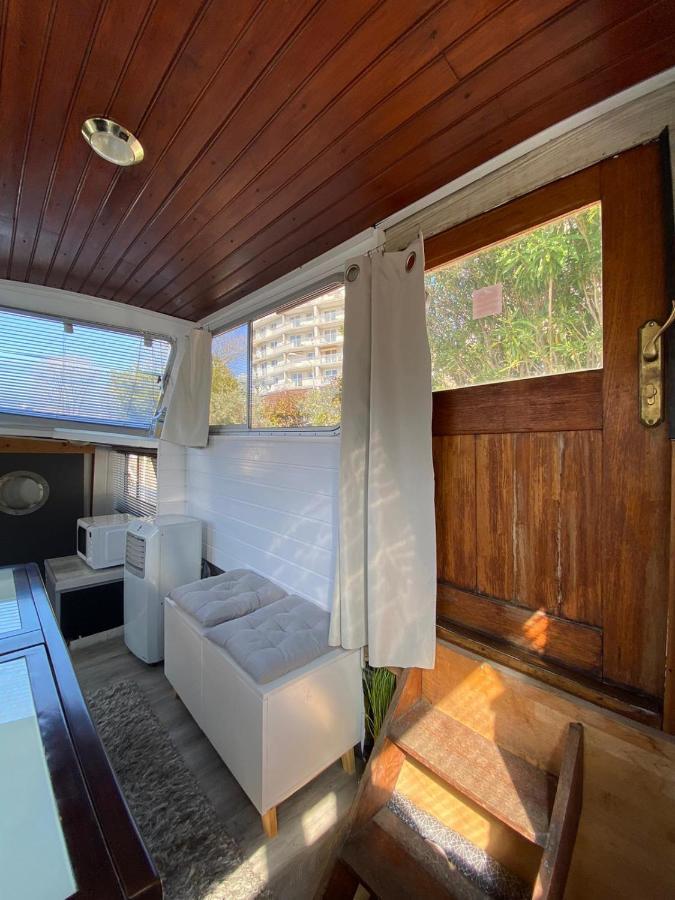Bateau Fellowship Botel *